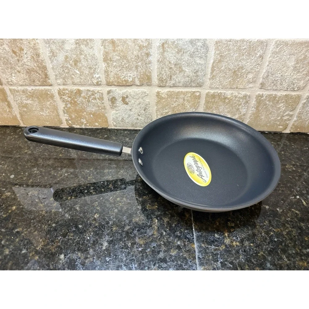 NEW Pampered Chef 10